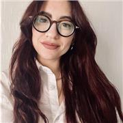 Laureata in Chimica e Tecnologia Farmaceutica, tesi sperimentale in sintesi organica